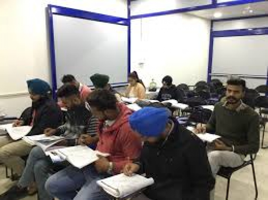 UNIQUE COMPUTER EDUCATION In Vadodara