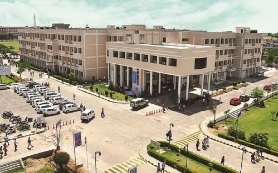 HiTech Commerce Institute in Jalandhar Business Accounts Economics institute in Jalandhar